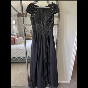 JJ’s House Mother of the Bride Dress. Size US 8, Black